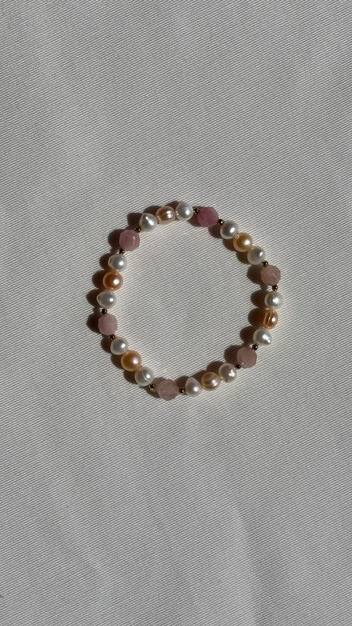 Beyaz, Pembe İnci & Pembe Akik